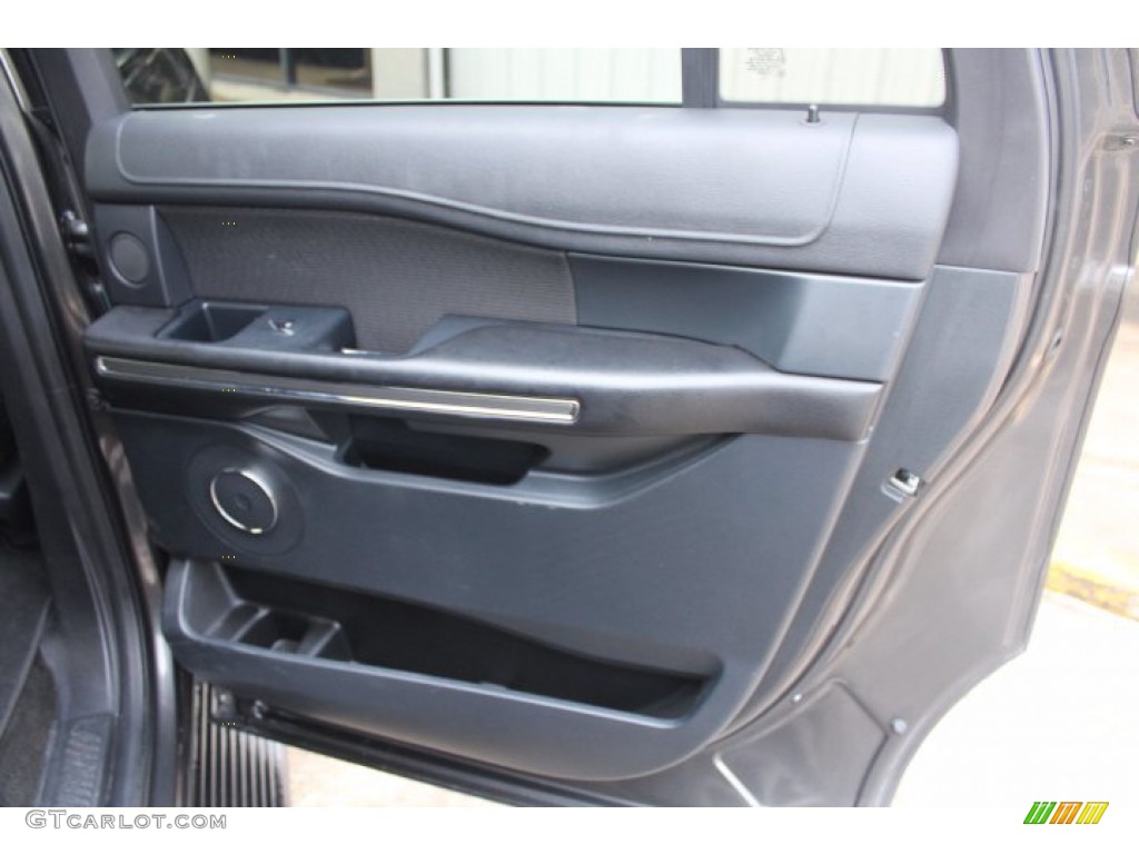 2018 Expedition XLT Max - Magnetic / Ebony photo #25
