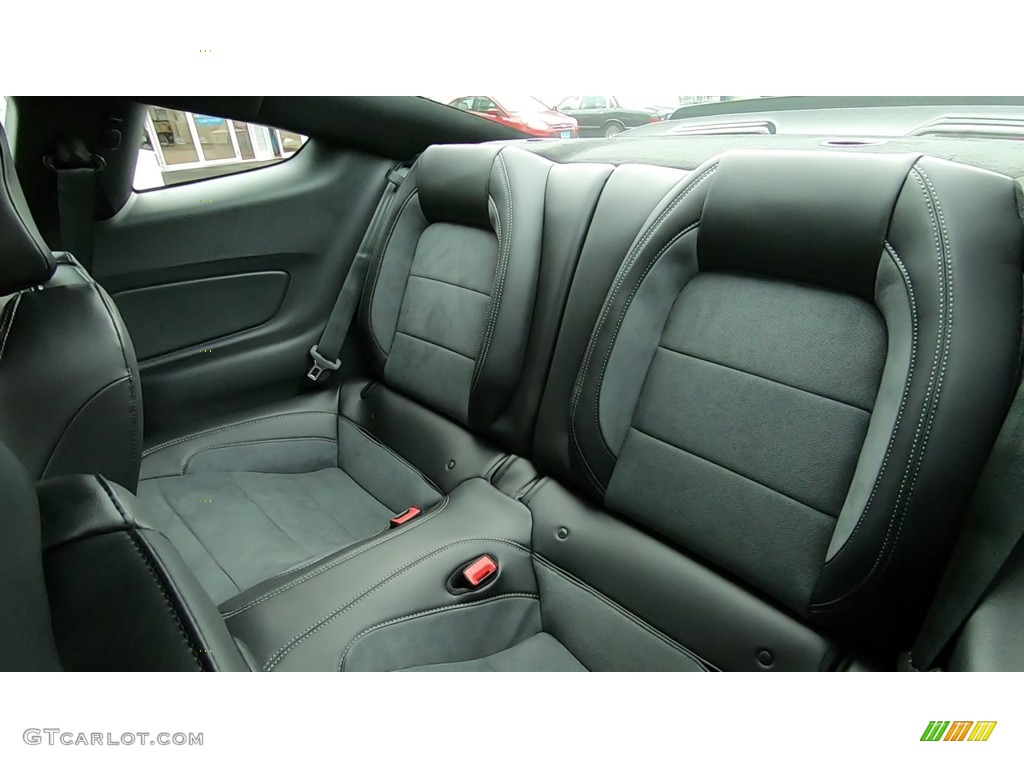 2020 Ford Mustang Shelby GT350 Rear Seat Photo #140666590