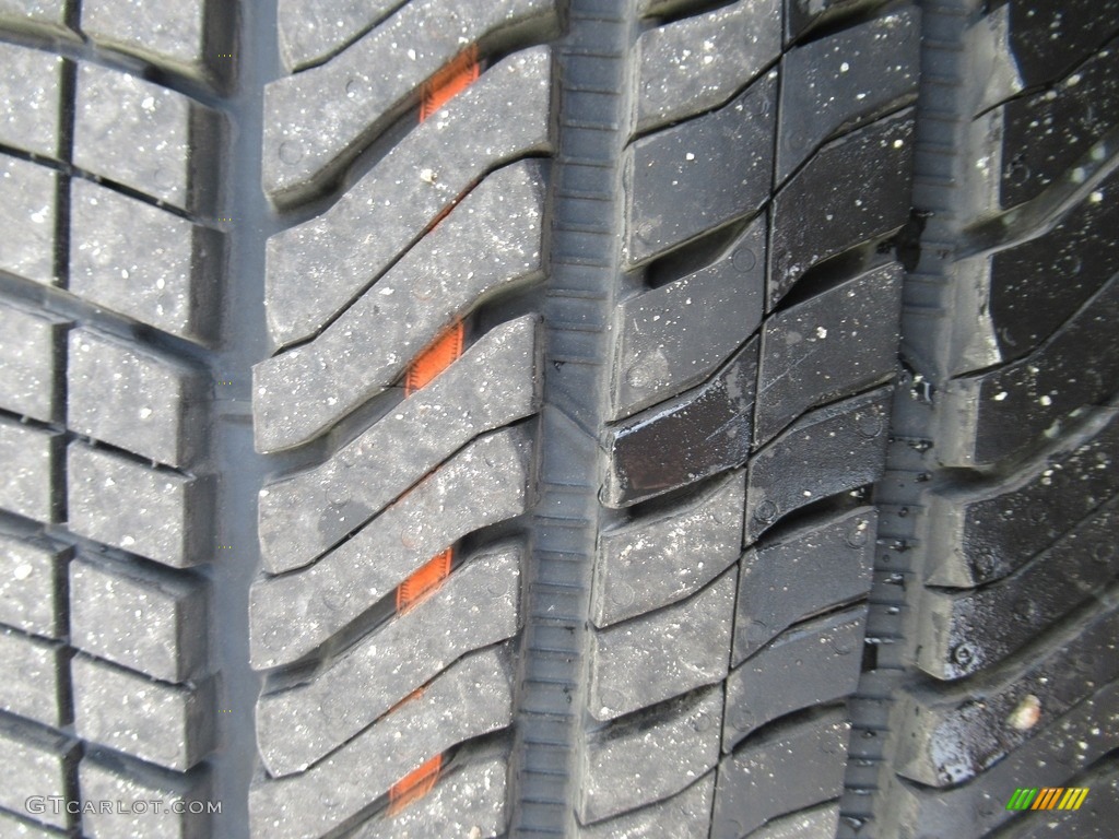 2021 Yukon Denali 4WD - White Frost Tricoat / Teak/­Light Shale photo #9