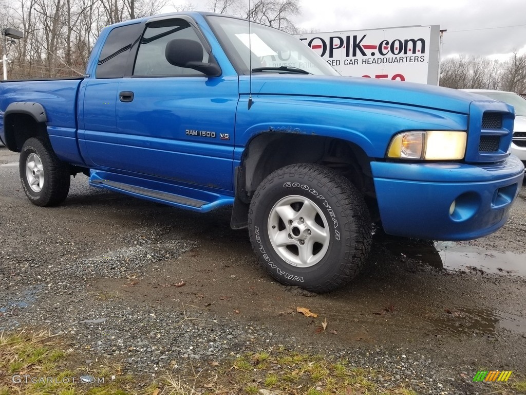 2001 Ram 1500 ST Club Cab 4x4 - Intense Blue Pearl / Mist Gray photo #8