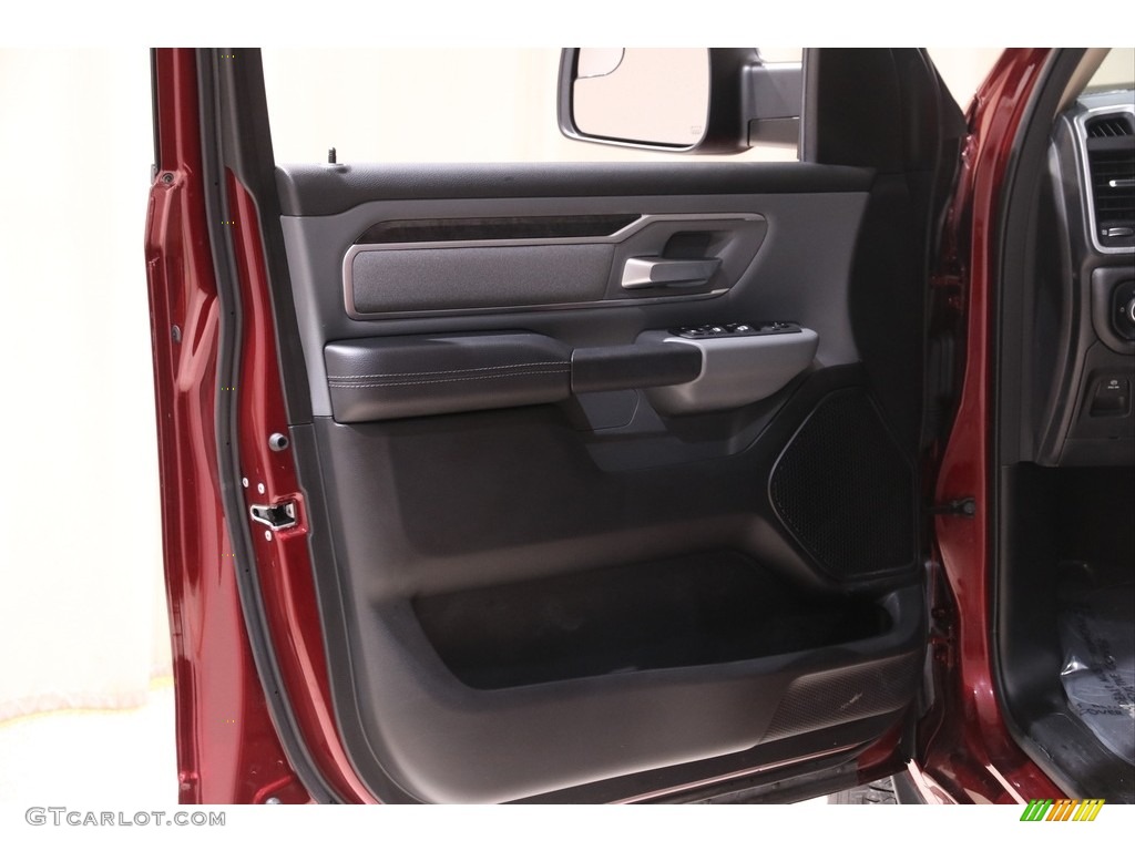 2020 1500 Big Horn Quad Cab 4x4 - Delmonico Red Pearl / Black/Diesel Gray photo #4