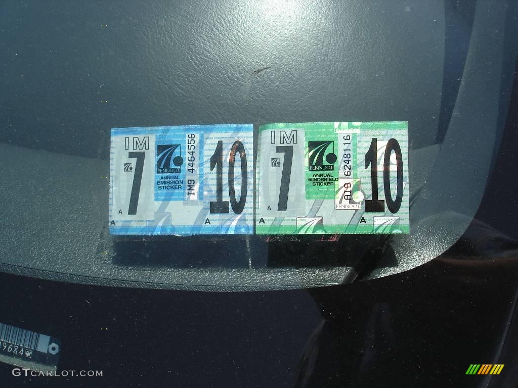 2003 Cavalier Sedan - Dark Green Metallic / Graphite Gray photo #14