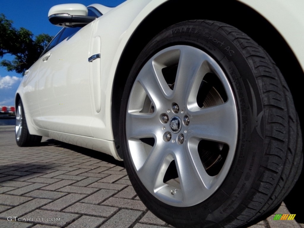 2010 XF Sport Sedan - Porcelain White / Barley photo #55