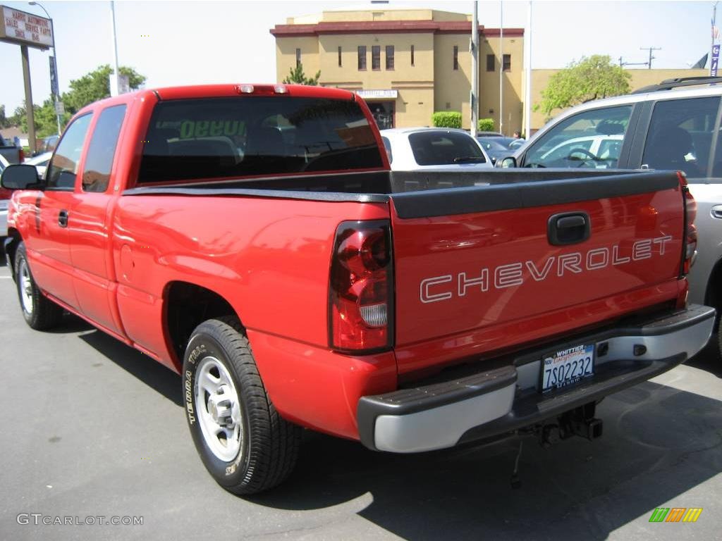 2004 Silverado 1500 Work Truck Extended Cab - Victory Red / Dark Charcoal photo #5