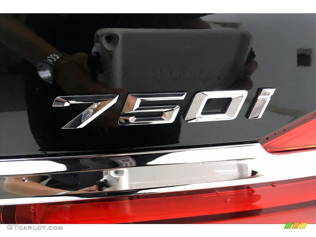 2018 7 Series 750i Sedan - Black Sapphire Metallic / Black photo #7
