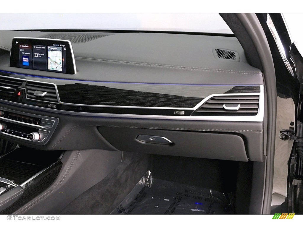 2018 7 Series 750i Sedan - Black Sapphire Metallic / Black photo #22