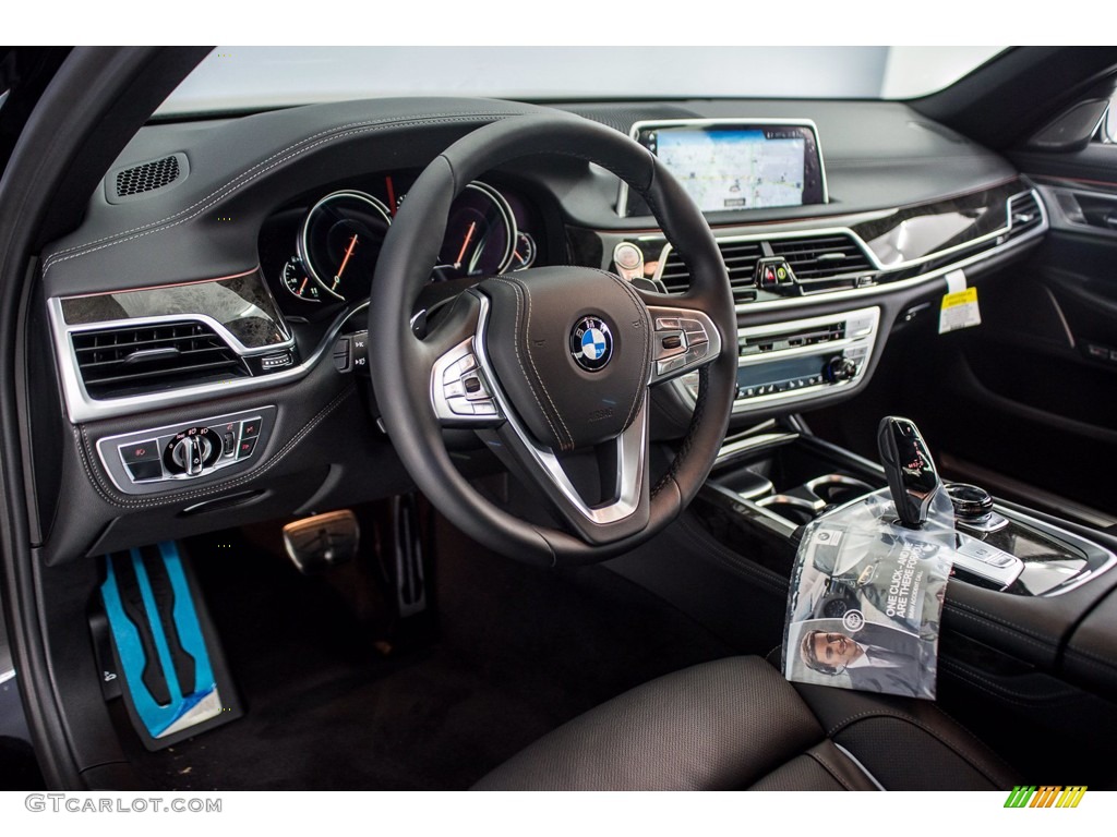 2018 7 Series 750i Sedan - Black Sapphire Metallic / Black photo #6
