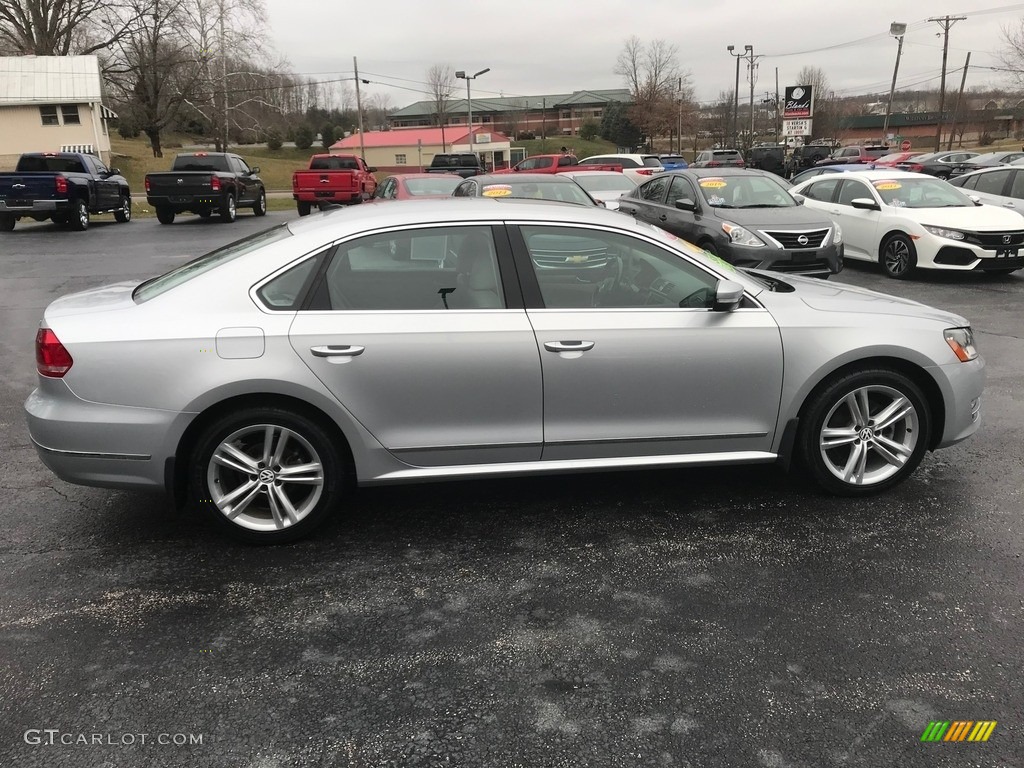 Platinum Gray Metallic 2015 Volkswagen Passat SE Sedan Exterior Photo #140676540