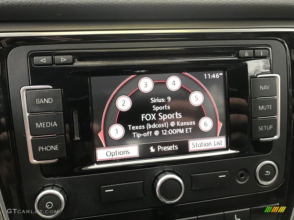 2015 Volkswagen Passat SE Sedan Controls Photo #140676834