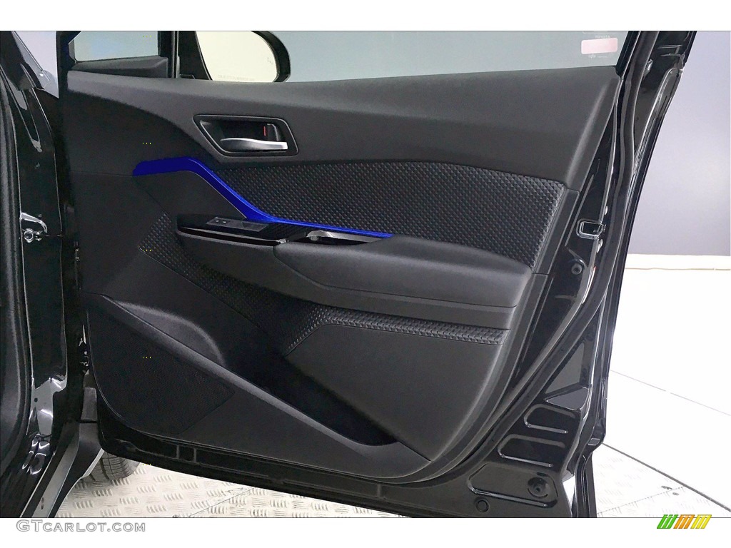 2020 Toyota C-HR XLE Black Door Panel Photo #140679003