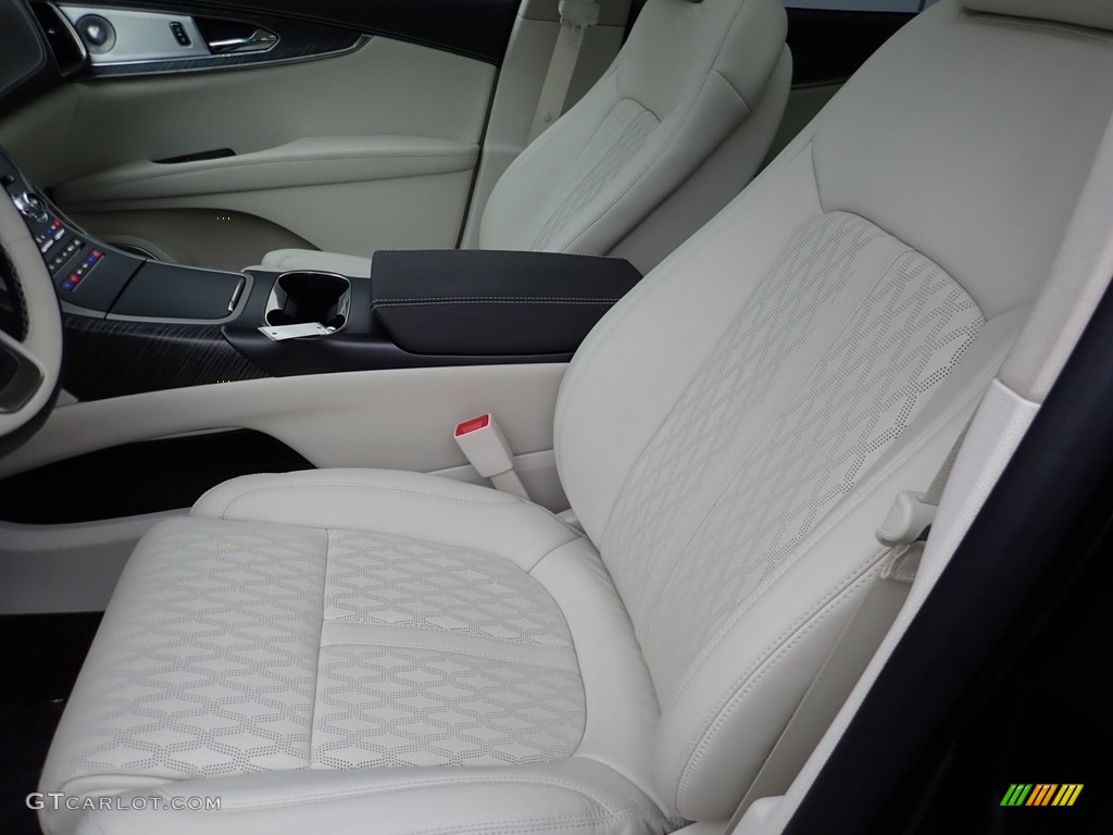 2020 Lincoln Nautilus Black Label AWD Front Seat Photo #140680311