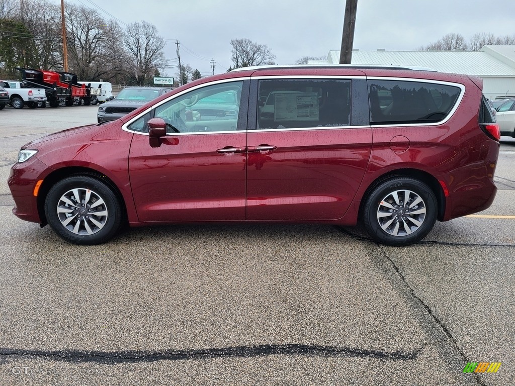 2021 Pacifica Touring L - Velvet Red Pearl / Black/Alloy photo #9