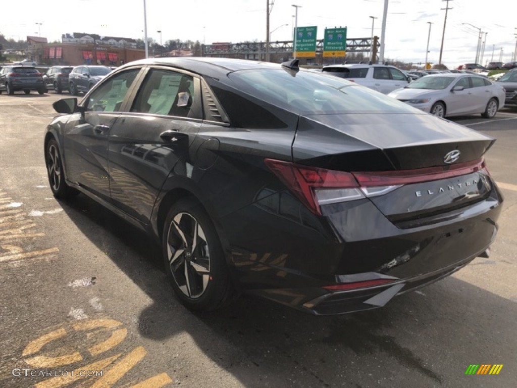 2021 Elantra SEL - Phantom Black / Black photo #3