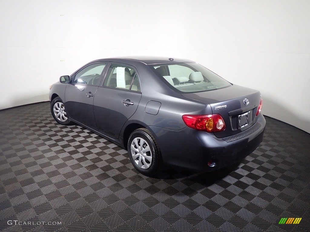 2010 Corolla LE - Magnetic Gray Metallic / Bisque photo #11