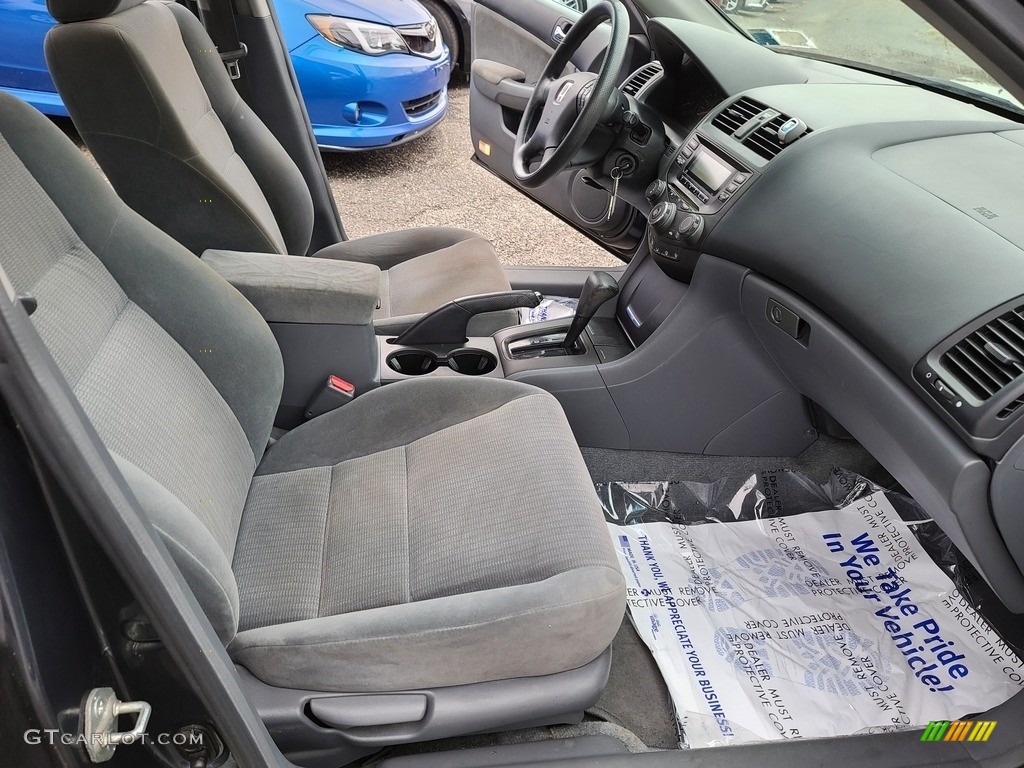 2005 Accord LX Sedan - Graphite Pearl / Gray photo #14