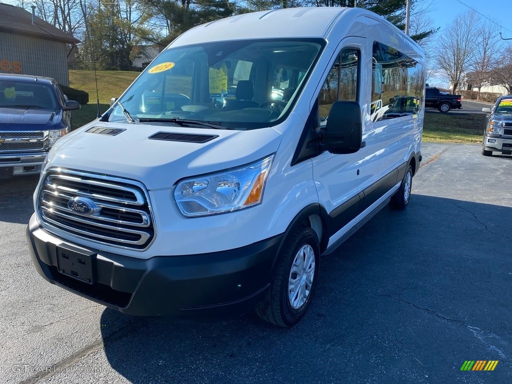 2019 Transit Passenger Wagon XLT 350 MR Long - Oxford White / Charcoal black photo #2