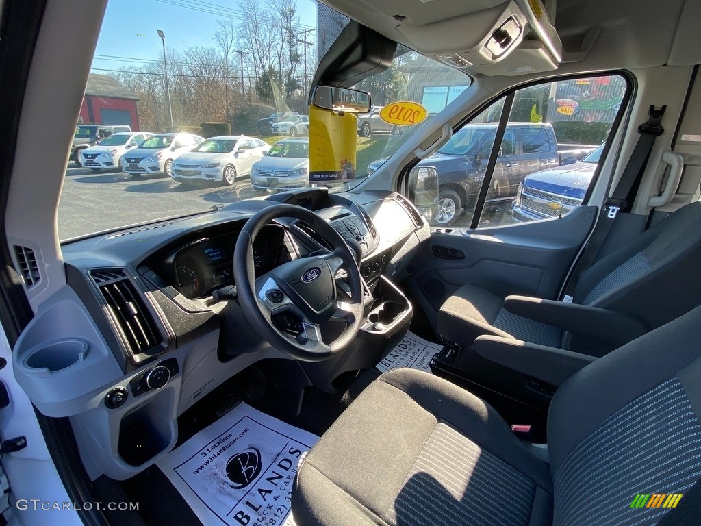 2019 Transit Passenger Wagon XLT 350 MR Long - Oxford White / Charcoal black photo #19