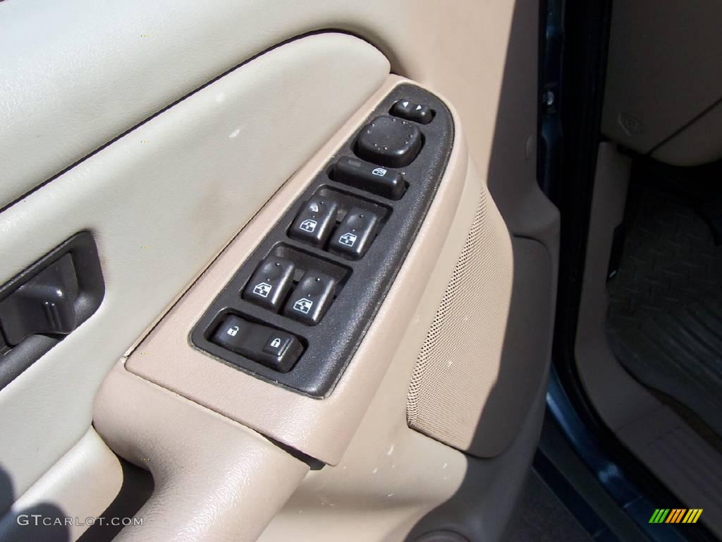 2006 Silverado 1500 LT Crew Cab - Blue Granite Metallic / Tan photo #12