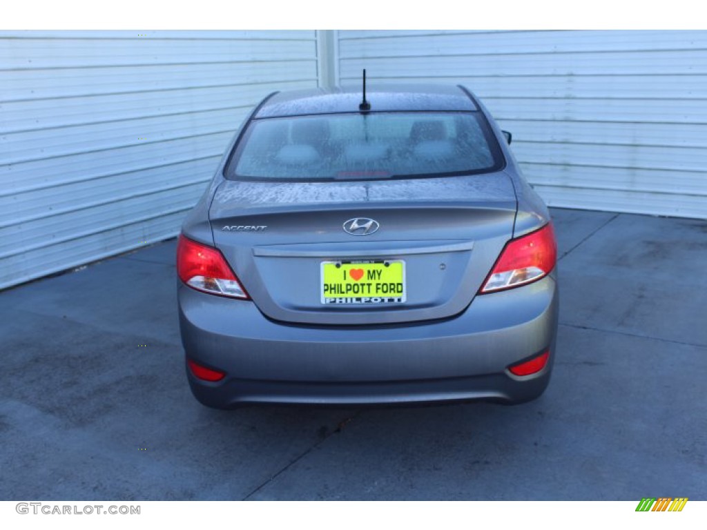 2016 Accent SE Sedan - Triathlon Gray / Gray photo #8