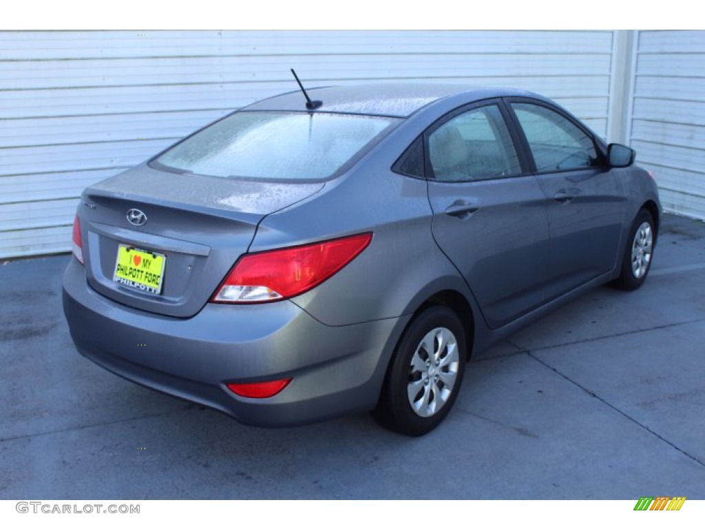 2016 Accent SE Sedan - Triathlon Gray / Gray photo #9