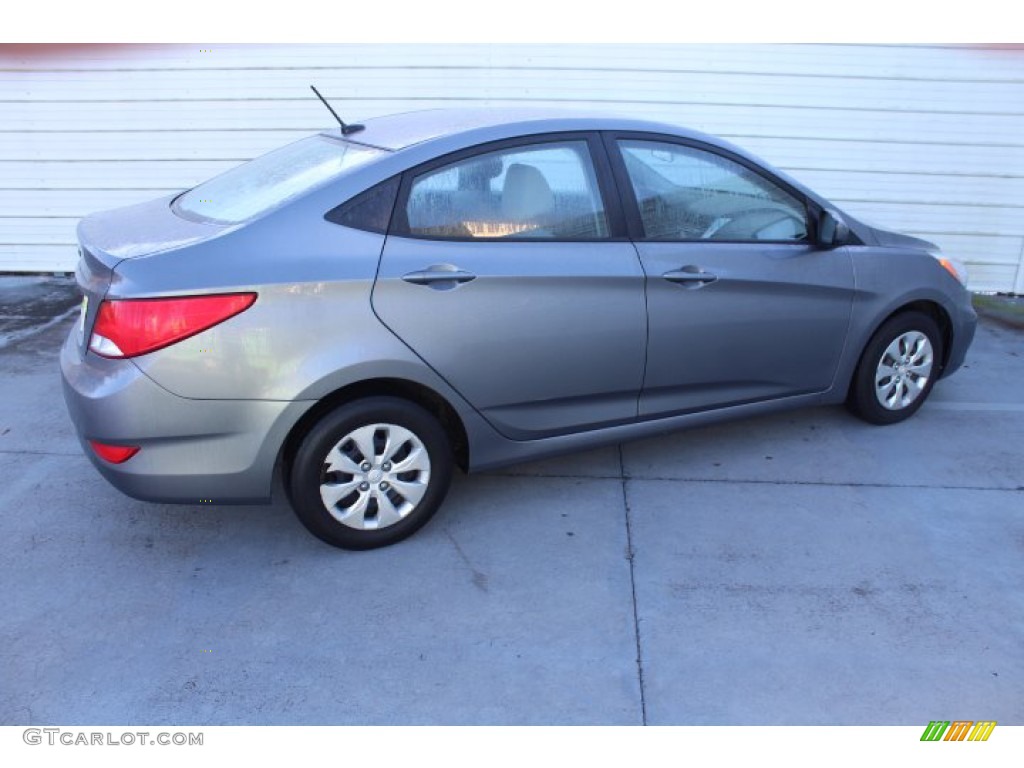 2016 Accent SE Sedan - Triathlon Gray / Gray photo #10