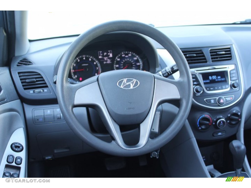 2016 Accent SE Sedan - Triathlon Gray / Gray photo #19