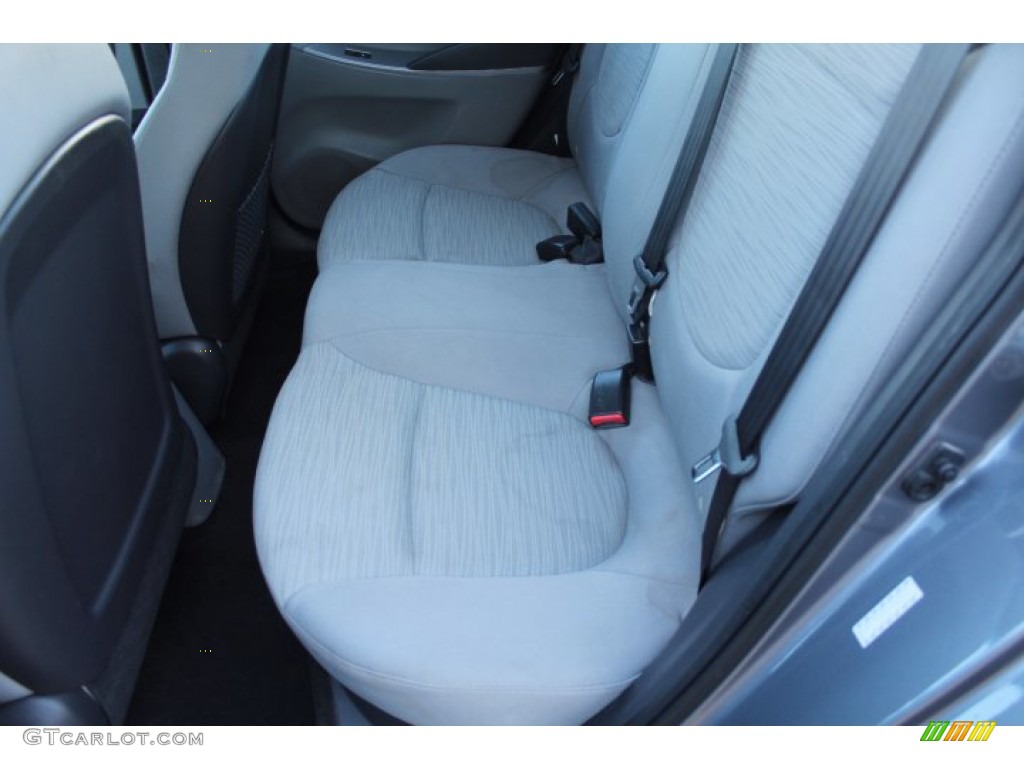2016 Accent SE Sedan - Triathlon Gray / Gray photo #21