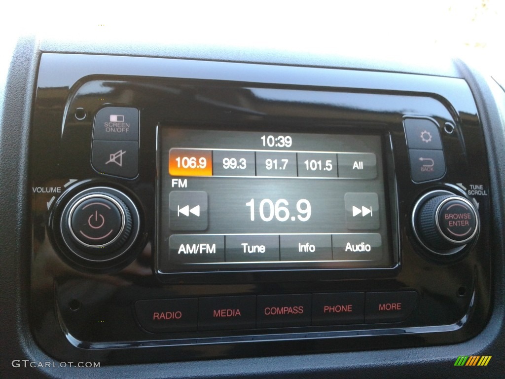 2018 Ram ProMaster 1500 Low Roof Cargo Van Audio System Photo #140693649