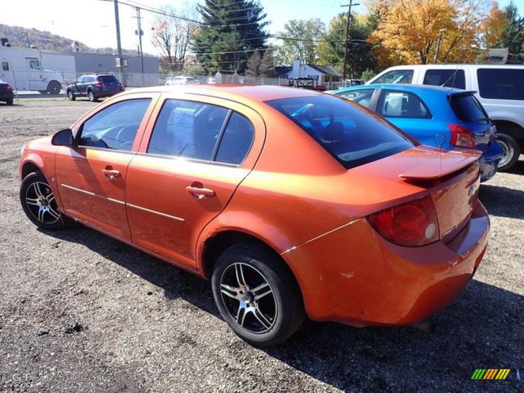 2007 Cobalt LT Sedan - Sunburst Orange Metallic / Gray photo #9