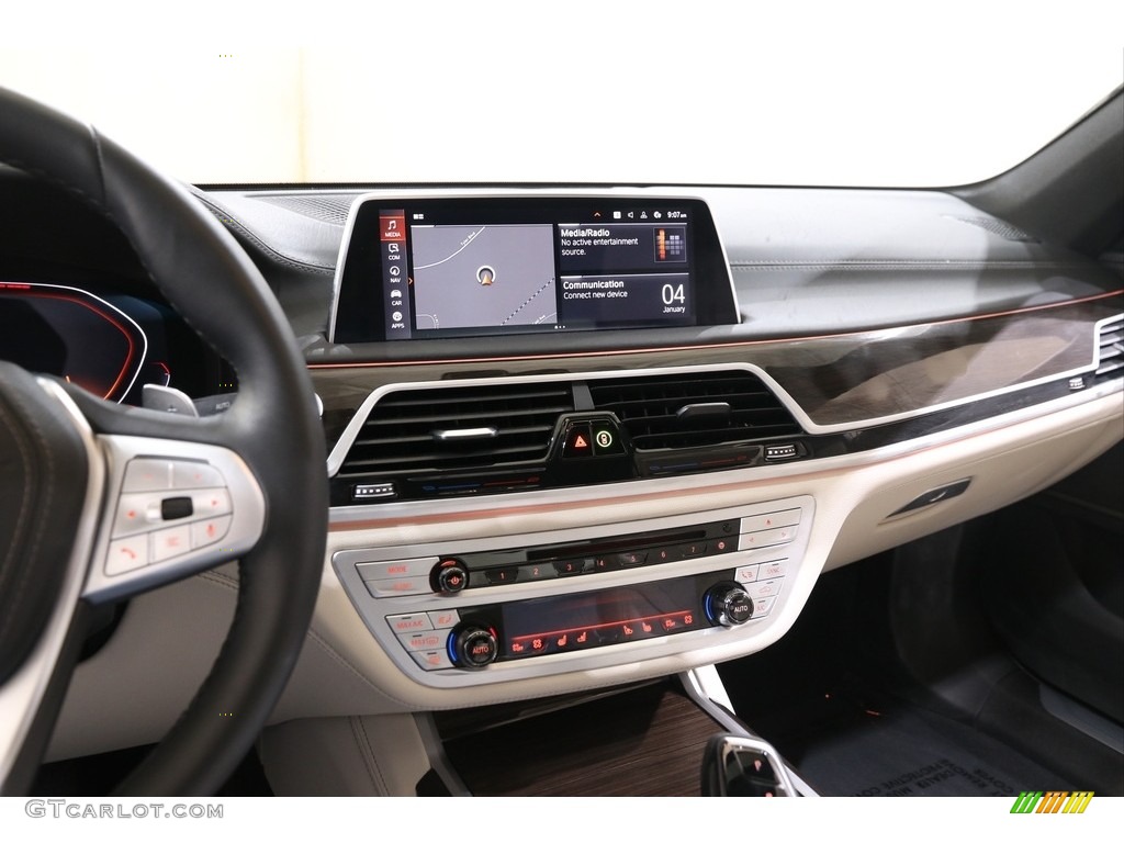 2020 7 Series 750i xDrive Sedan - Black Sapphire Metallic / Ivory White/Black photo #10