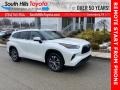 2021 Blizzard White Pearl Toyota Highlander XLE AWD  photo #1