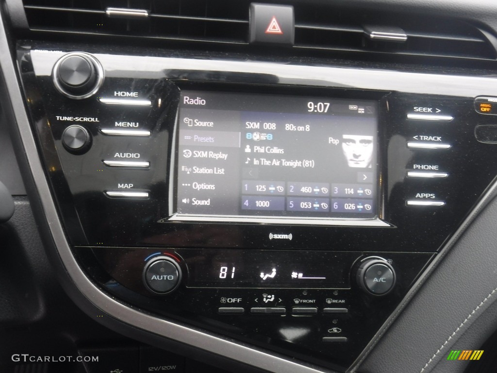 2020 Camry SE - Predawn Gray Mica / Black photo #3