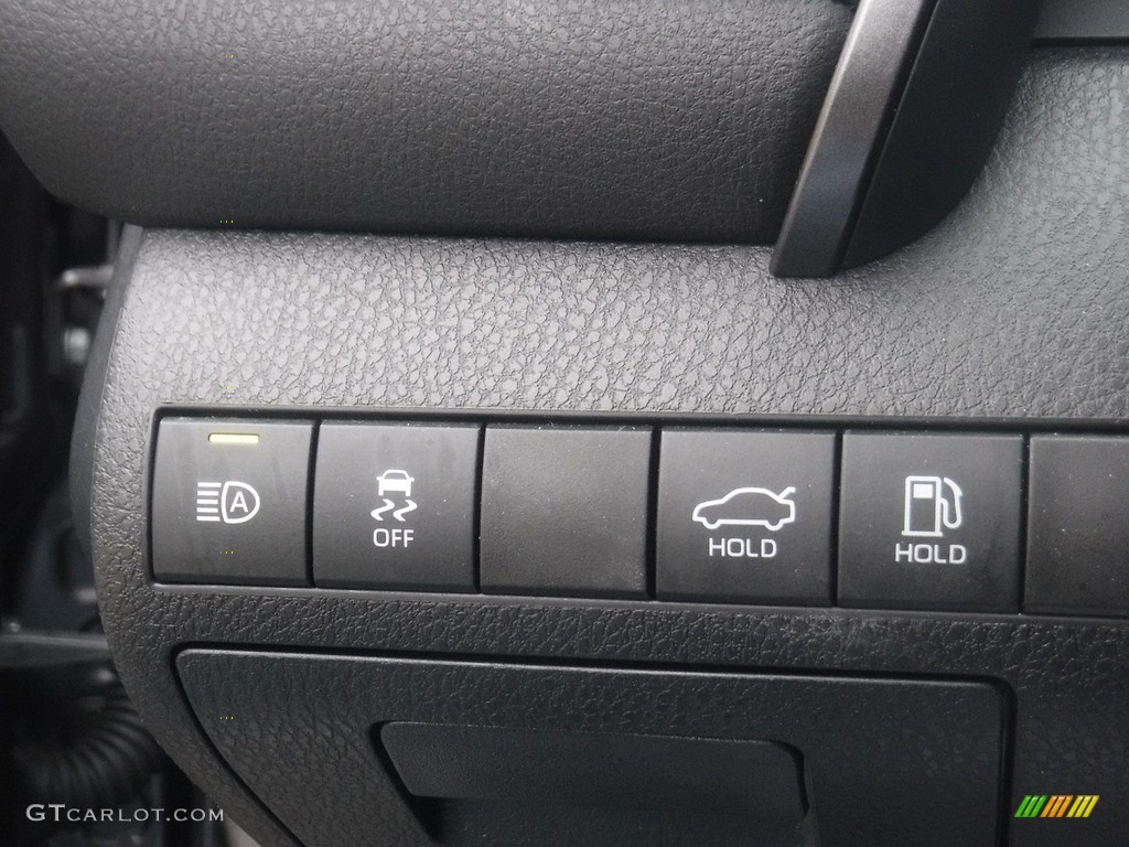 2020 Camry SE - Predawn Gray Mica / Black photo #6