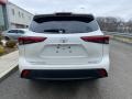 2021 Blizzard White Pearl Toyota Highlander XLE AWD  photo #16