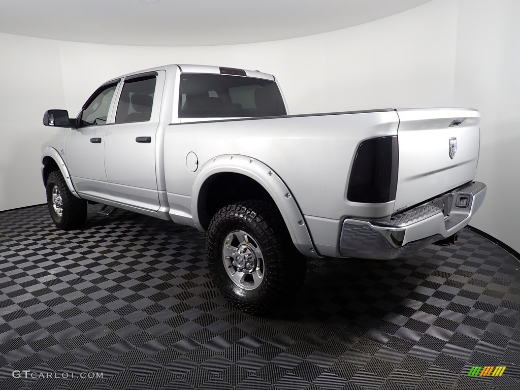 2011 Ram 3500 HD ST Crew Cab 4x4 - Bright Silver Metallic / Dark Slate Gray/Medium Graystone photo #10