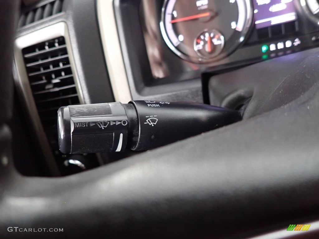 2011 Ram 3500 HD ST Crew Cab 4x4 - Bright Silver Metallic / Dark Slate Gray/Medium Graystone photo #34