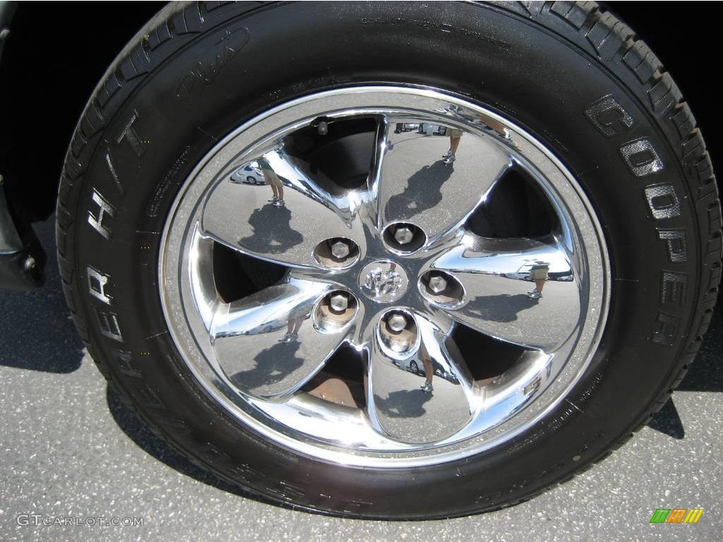 2003 Ram 1500 SLT Quad Cab - Bright Silver Metallic / Dark Slate Gray photo #13