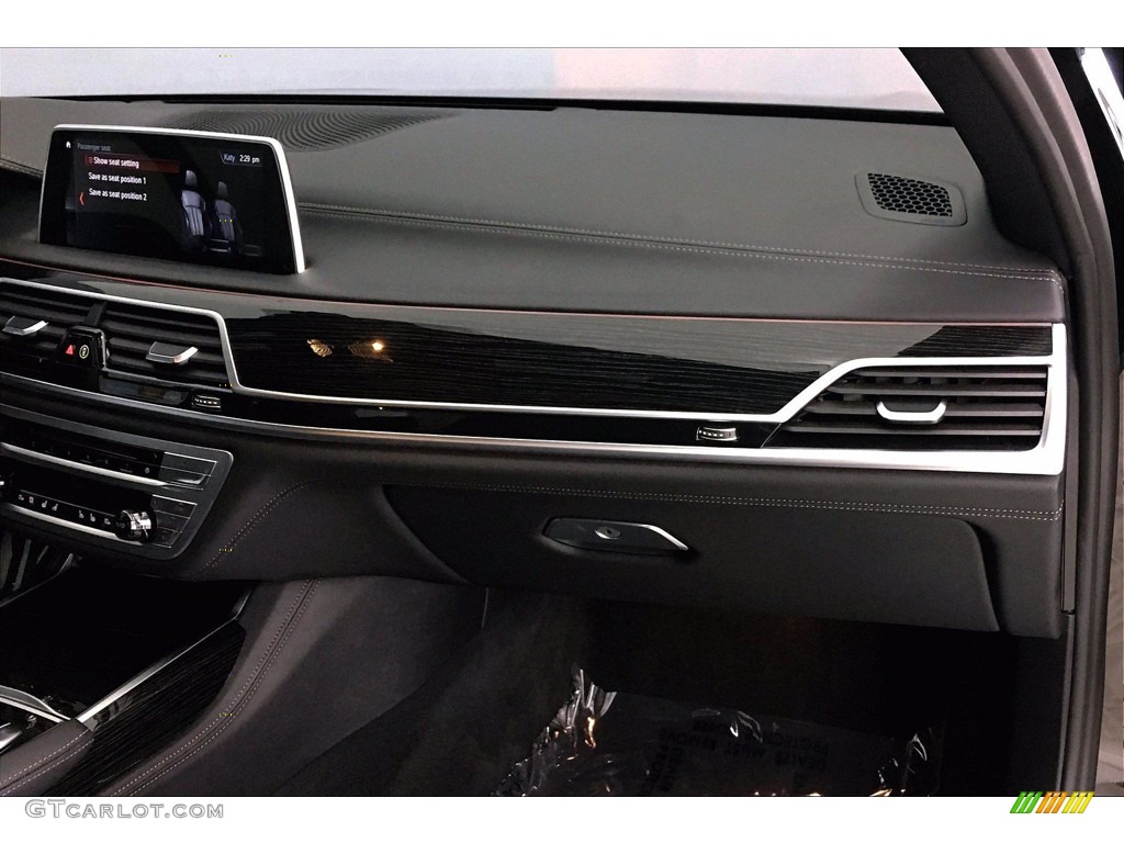 2018 7 Series 750i Sedan - Black Sapphire Metallic / Black photo #22