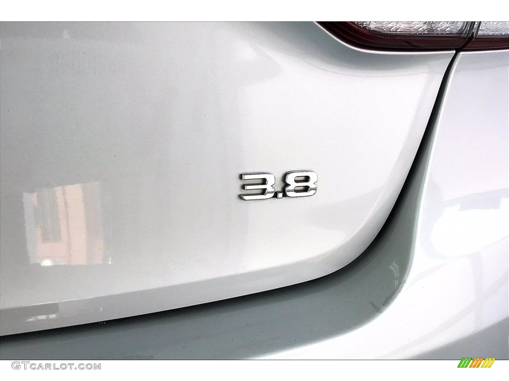 2018 Genesis G80 RWD - Santiago Silver / Black photo #7