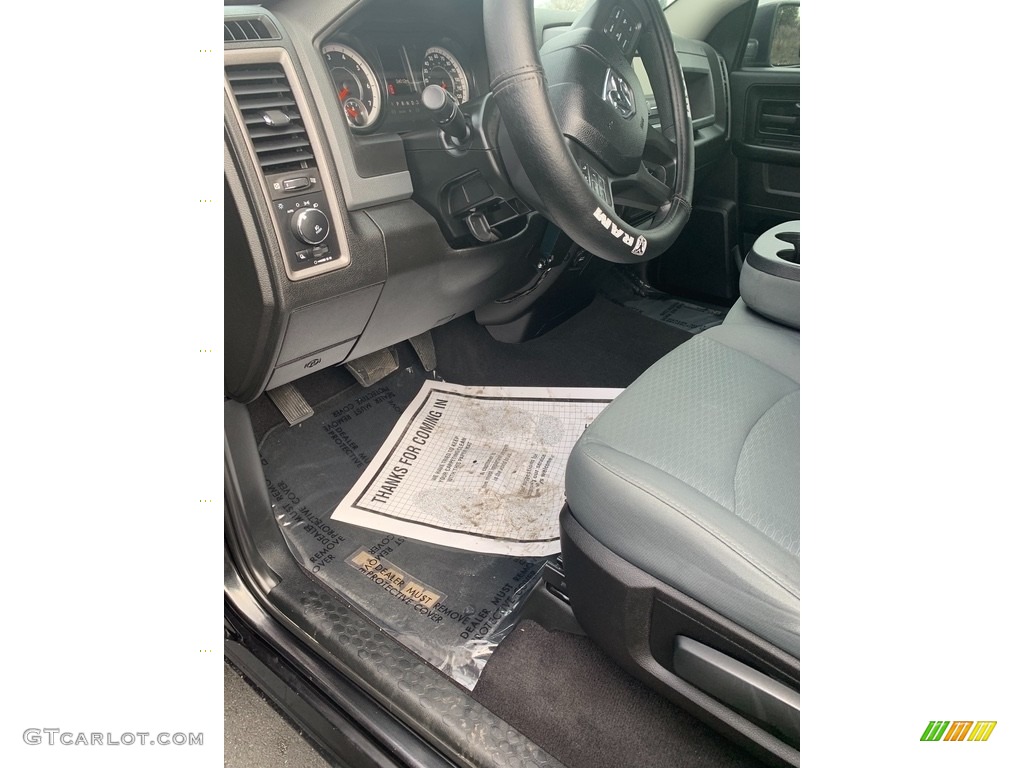 2019 1500 Classic Express Quad Cab - Brilliant Black Crystal Pearl / Black/Diesel Gray photo #14