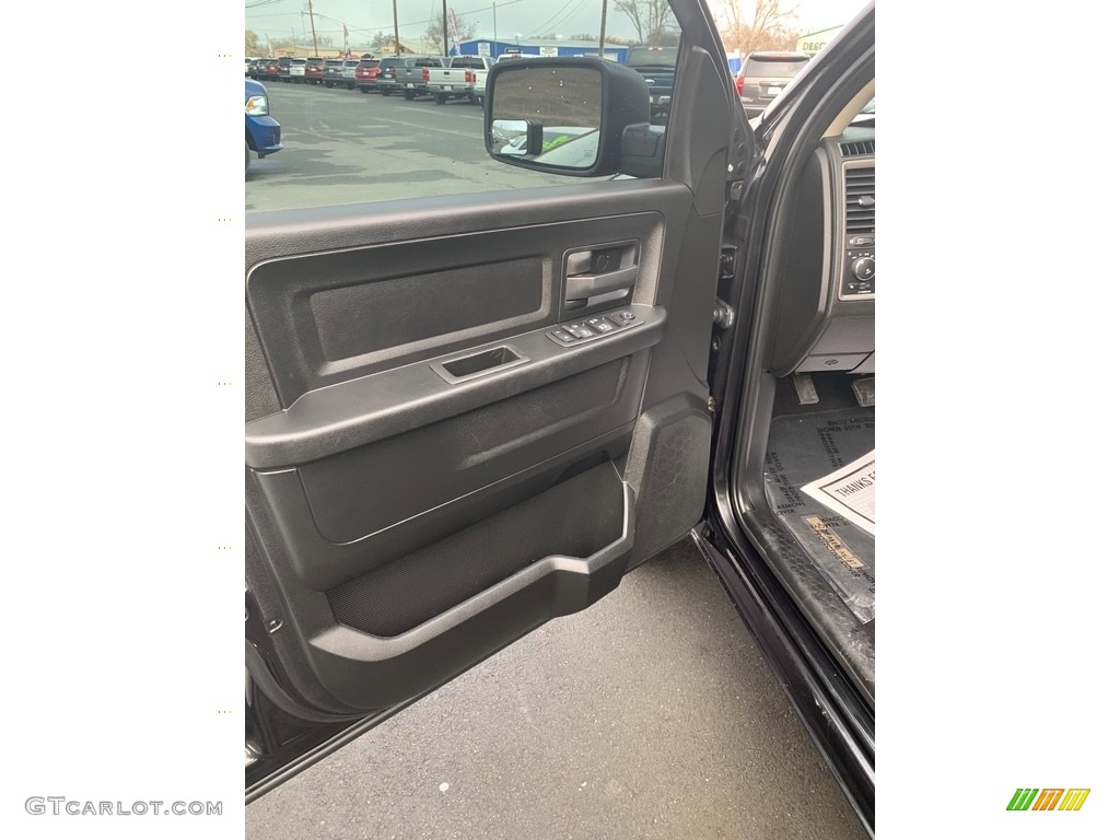 2019 1500 Classic Express Quad Cab - Brilliant Black Crystal Pearl / Black/Diesel Gray photo #16