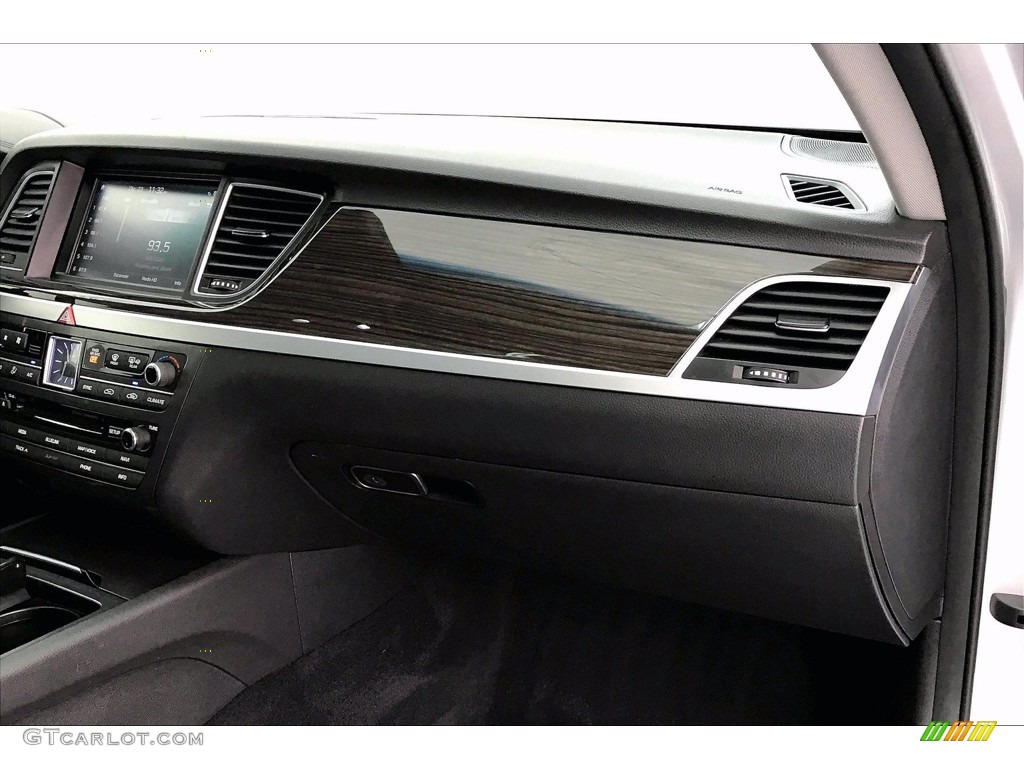 2018 Genesis G80 RWD - Santiago Silver / Black photo #16