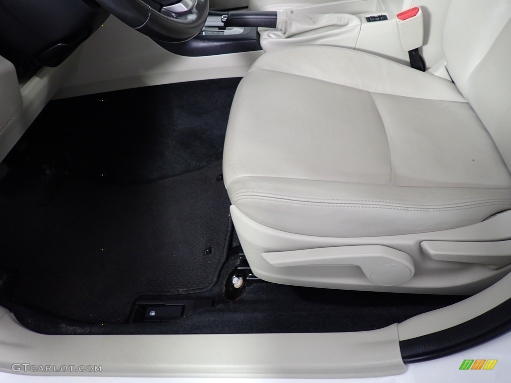Ivory Interior 2013 Subaru Impreza 2.0i Limited 5 Door Photo #140706731