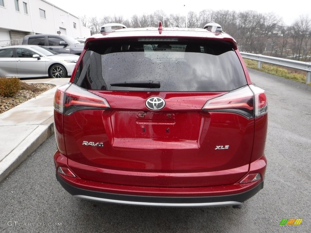 2018 RAV4 XLE - Ruby Flare Pearl / Black photo #14