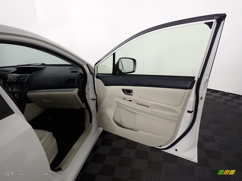 2013 Subaru Impreza 2.0i Limited 5 Door Door Panel Photos