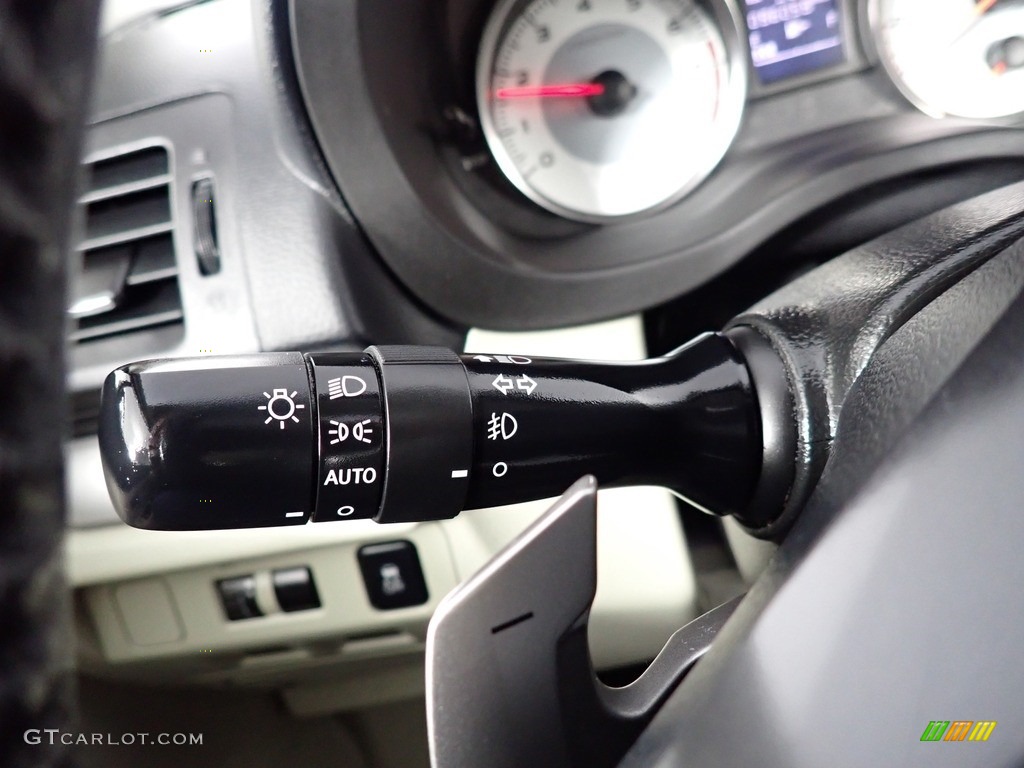 2013 Subaru Impreza 2.0i Limited 5 Door Controls Photo #140707052