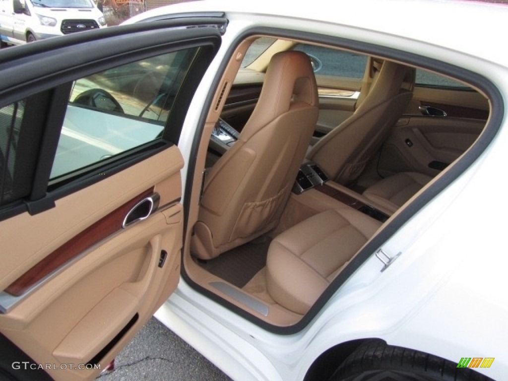 2013 Panamera Platinum Edition - Carrara White / Luxor Beige photo #19