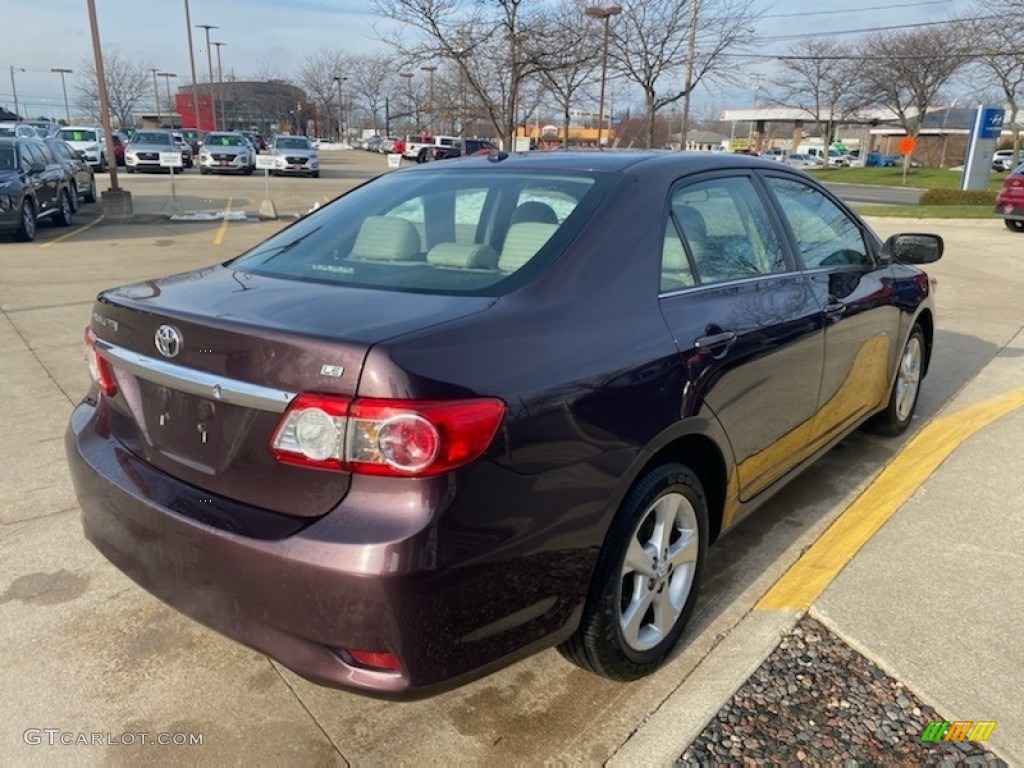 2013 Corolla LE Special Edition - Black Currant Metallic / Ash photo #2