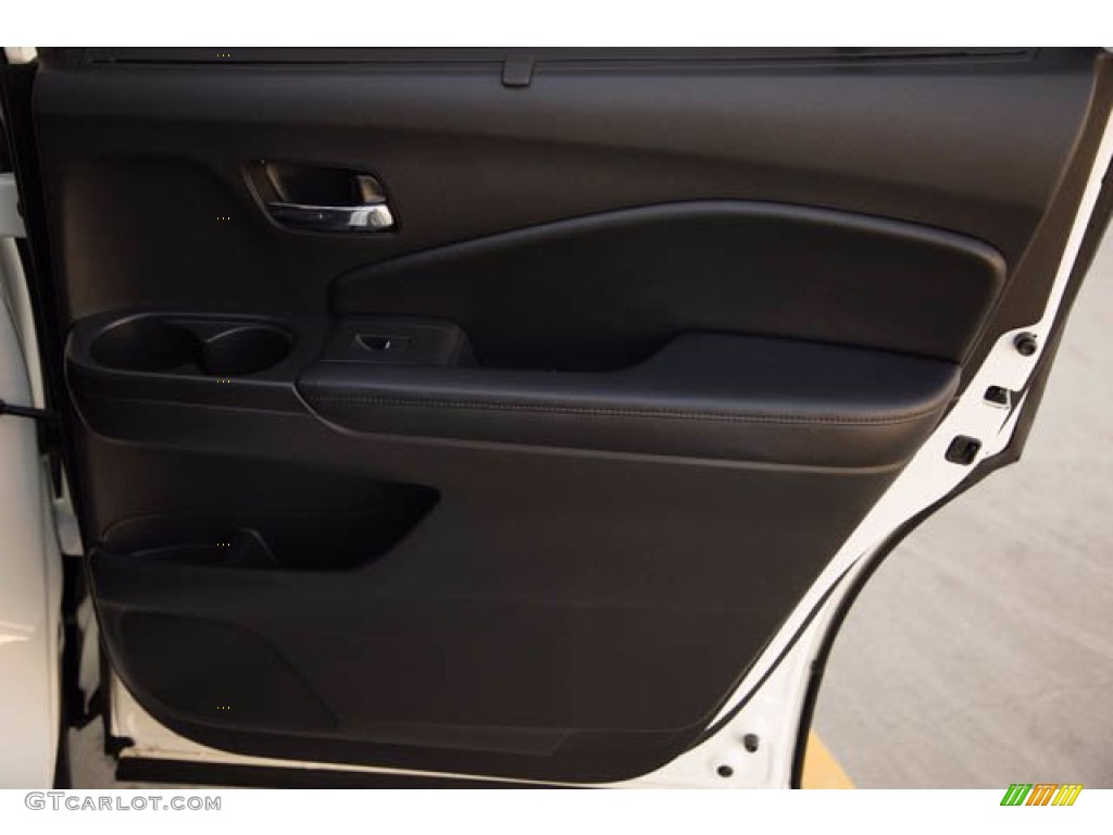 2018 Honda Pilot Touring Black Door Panel Photo #140709577
