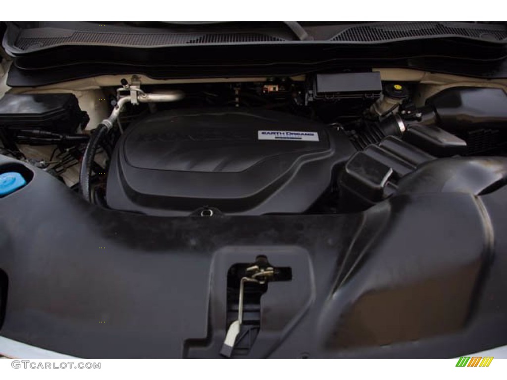 2018 Honda Pilot Touring Engine Photos